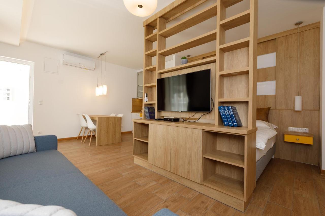 La Bella Centrum Apartmanok Piros/Sarga Heviz Exterior photo